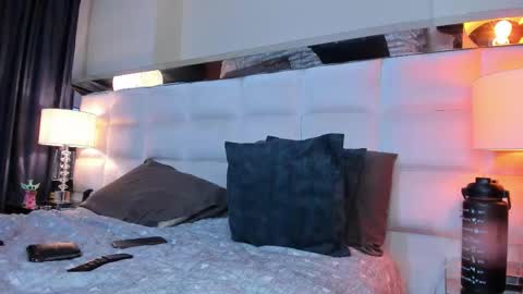 Adam online show from October 2025 05:38:02 AM