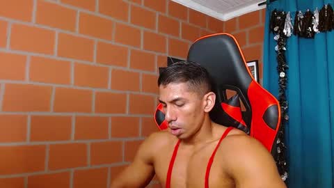Snapshot of adan_sin1 chatting on December 2024 06:28:02 PM Adan Sin online show from December 2024 06:28:02 PM
