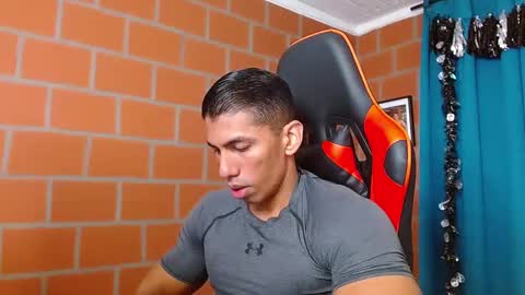 Snapshot of adan_sin1 chatting on December 2024 04:03:01 PM Adan Sin online show from December 2024 04:03:01 PM