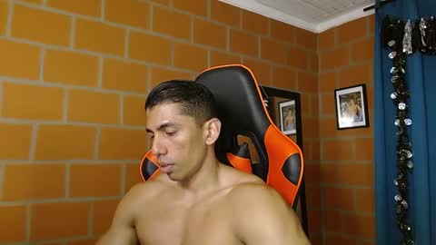 Snapshot of adan_sin1 chatting on February 2025 06:32:02 PM Adan Sin online show from February 2025 06:32:02 PM