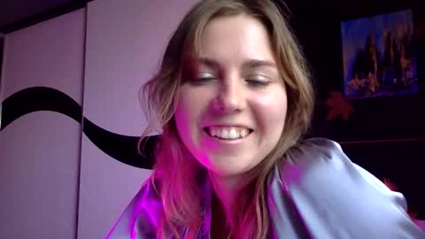 addicta_vera online show from December 2025 11:41:01 AM