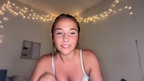 Snapshot of addisonn3 chatting on July 2026 10:25:02 PM Addison online show from July 2026 10:25:02 PM