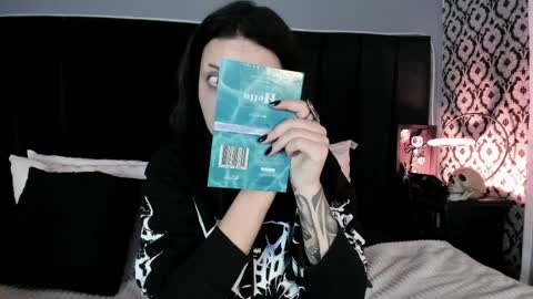 Ade  online show from April 2026 08:02:02 PM