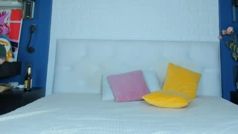 Adelle online show from April 2026 03:48:02 AM