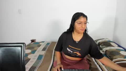 Snapshot of adelaandsharick chatting on October 2025 04:42:01 AM adelaandsharick online show from October 2025 04:42:01 AM