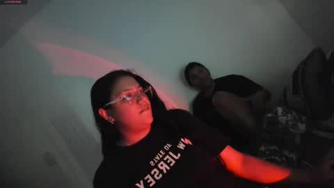 Snapshot of adelaandsharick chatting on November 2025 03:25:02 PM adelaandsharick online show from November 2025 03:25:02 PM