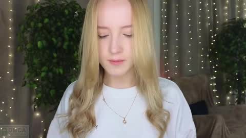 Adele online show from February 2025 06:23:02 PM