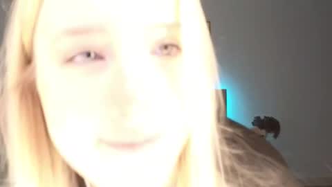 Adele online show from December 2025 08:58:01 PM