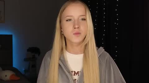 Adele online show from April 2026 08:46:02 PM