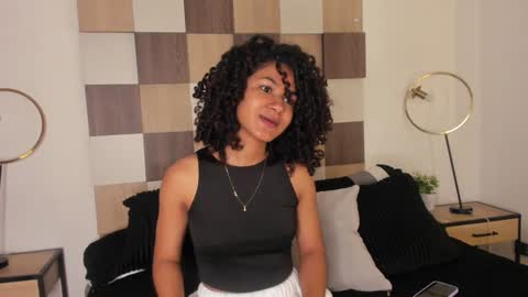 Andrea online show from January 2025 12:02:01 PM