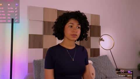 Andrea online show from November 2025 11:32:02 AM