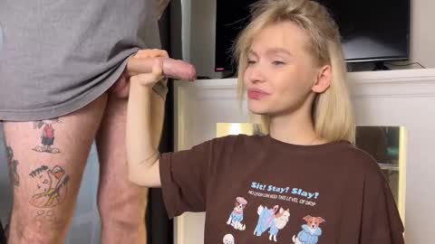 Adele Nick online show from November 2025 09:45:01 AM