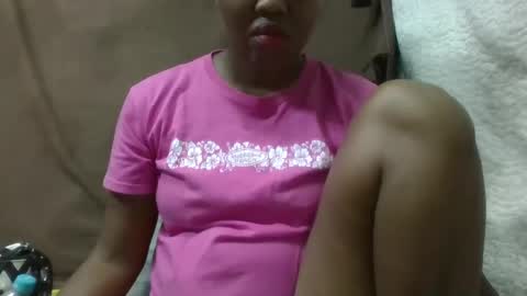 Snapshot of adelealy chatting on February 2025 03:05:01 PM adelealy online show from February 2025 03:05:01 PM