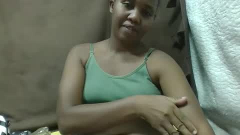 Snapshot of adelealy chatting on February 2025 07:16:02 PM adelealy online show from February 2025 07:16:02 PM
