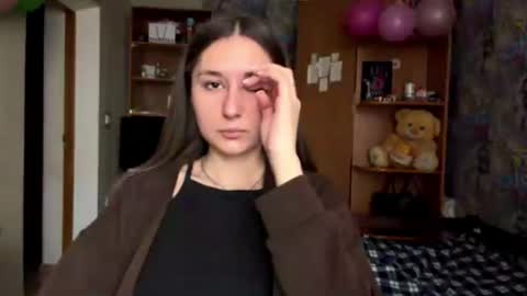 Poly online show from March 2026 09:06:02 AM