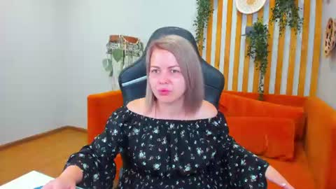 AdeleRavelle online show from August 2026 05:12:01 AM