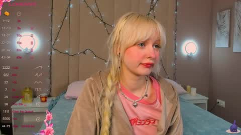 adelesilvy online show from April 2026 01:36:01 AM