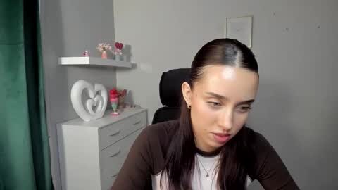 Adele online show from April 2026 05:47:01 AM