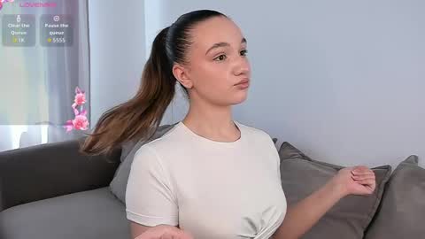 Snapshot of adelexx_zll chatting on May 2026 06:31:02 AM adelexx_zll online show from May 2026 06:31:02 AM