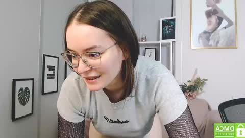 Snapshot of adelina_bb chatting on December 2024 12:19:02 AM Adelina online show from December 2024 12:19:02 AM