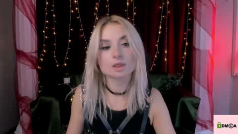 Snapshot of adelina_bb chatting on December 2024 09:28:01 PM Adelina online show from December 2024 09:28:01 PM