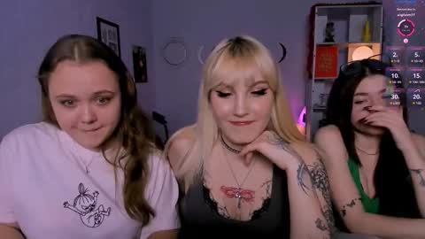 Adel online show from March 2026 09:11:01 PM