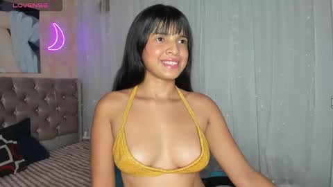 Snapshot of adeline_hill1 chatting on September 2025 11:06:02 PM Adeline online show from September 2025 11:06:02 PM