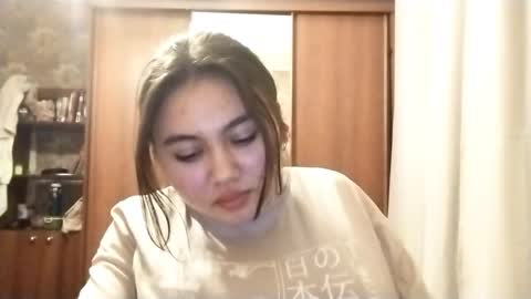 Anna online show from December 2025 07:53:02 PM