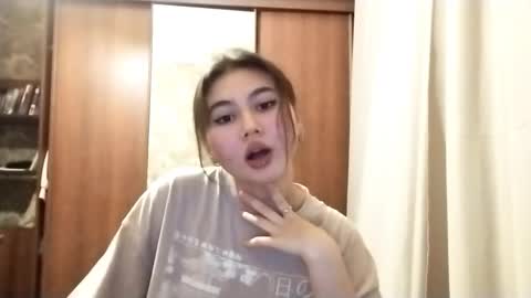 Anna online show from December 2025 03:06:01 PM