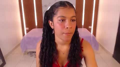 Adhara Hills online show from March 2026 12:33:02 PM