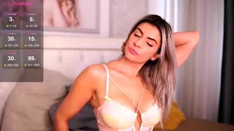 Adelyn online show from October 2025 09:43:02 AM