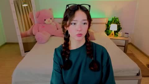 Snapshot of adet1a chatting on November 2025 10:10:02 AM Adetta online show from November 2025 10:10:02 AM