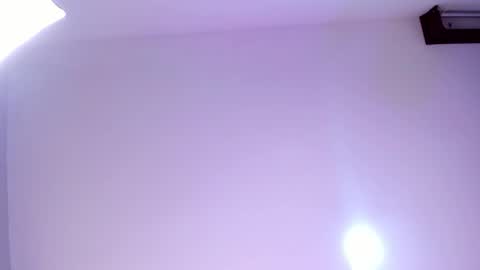 Adhara Castell online show from September 2025 06:20:01 PM