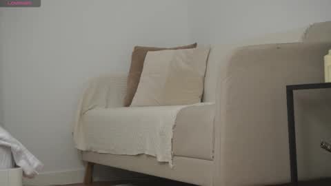 Adisson Fox online show from December 2025 07:15:02 AM