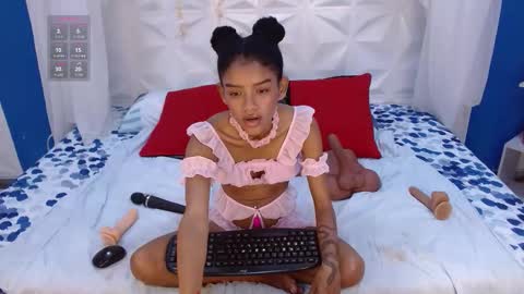 adisson_petite1 online show from February 2026 06:00:02 PM