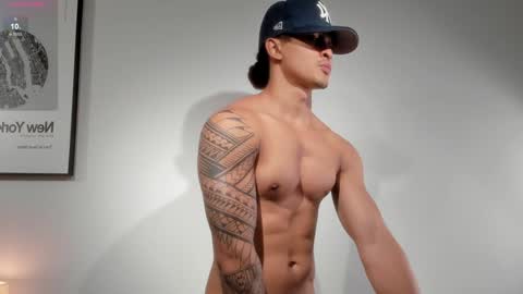 Snapshot of adonis_dlh chatting on January 2025 05:16:02 AM Adonis online show from January 2025 05:16:02 AM