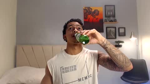 Snapshot of adonis_dlh chatting on September 2025 03:12:01 AM Adonis online show from September 2025 03:12:01 AM