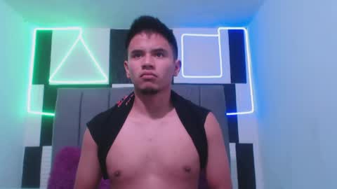 adonis_latin_19 online show from April 2026 04:05:02 AM