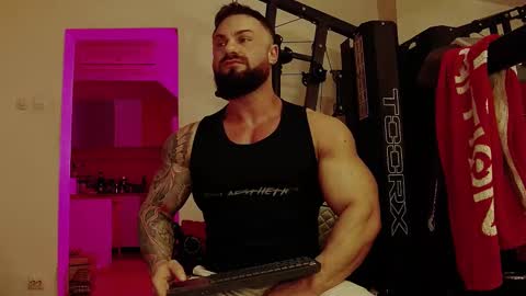 Adonis online show from February 2025 08:09:01 PM