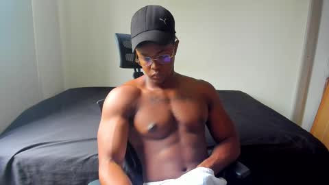 Adonis Knight  online show from February 2025 12:43:02 PM