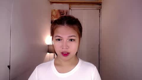 adorabletsforyouxx online show from October 2025 04:18:01 PM