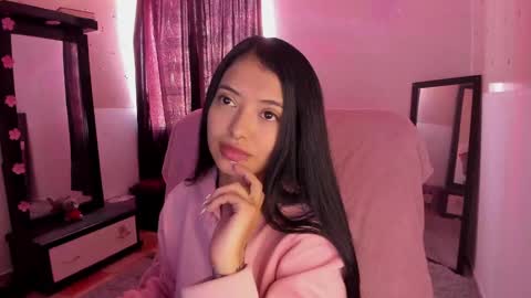 Stormi online show from January 2025 07:37:01 PM