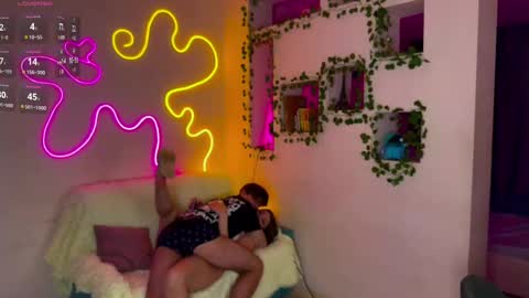 Snapshot of adrean_sofi chatting on February 2025 10:14:02 PM adrean_sofi online show from February 2025 10:14:02 PM