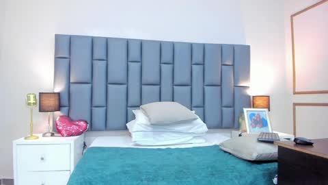 ANDREA PEREZ online show from January 2025 05:51:02 PM