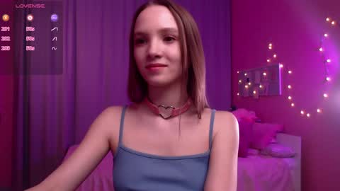 Snapshot of adria_arjona chatting on April 2026 07:44:01 AM Eva online show from April 2026 07:44:01 AM