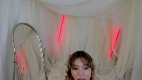 Adriana online show from September 2025 01:38:01 PM