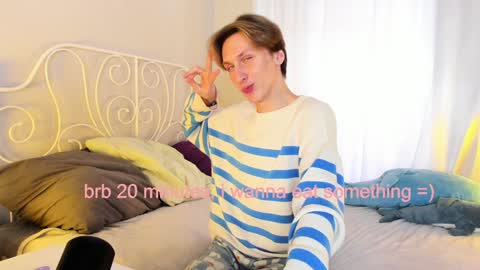 Adrian online show from January 2025 09:26:02 AM