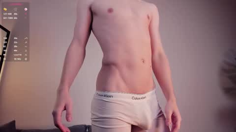 Adrian online show from October 2025 02:40:02 PM