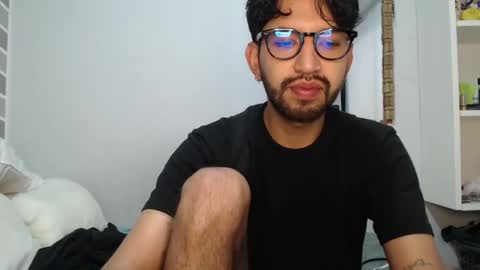 Snapshot of adrian_falcon chatting on May 2026 06:01:01 PM Adrian Falcon online show from May 2026 06:01:01 PM