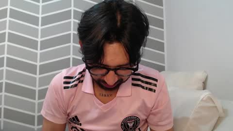 Snapshot of adrian_falcon chatting on May 2026 06:31:01 AM Adrian Falcon online show from May 2026 06:31:01 AM